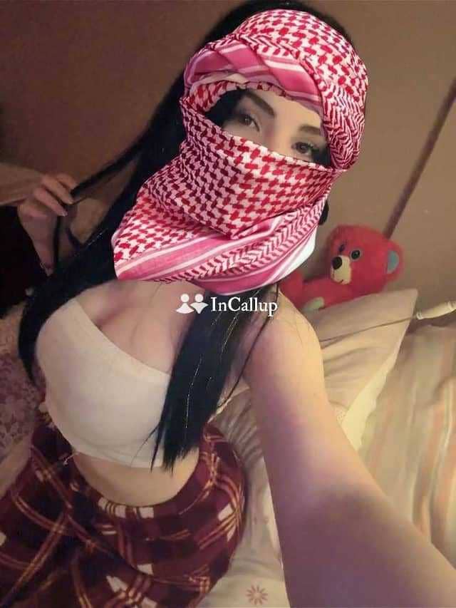 with curvy figure and colored eyes known for being affectionate pleasurable visiting kolkata - Call Girls in Kolkata