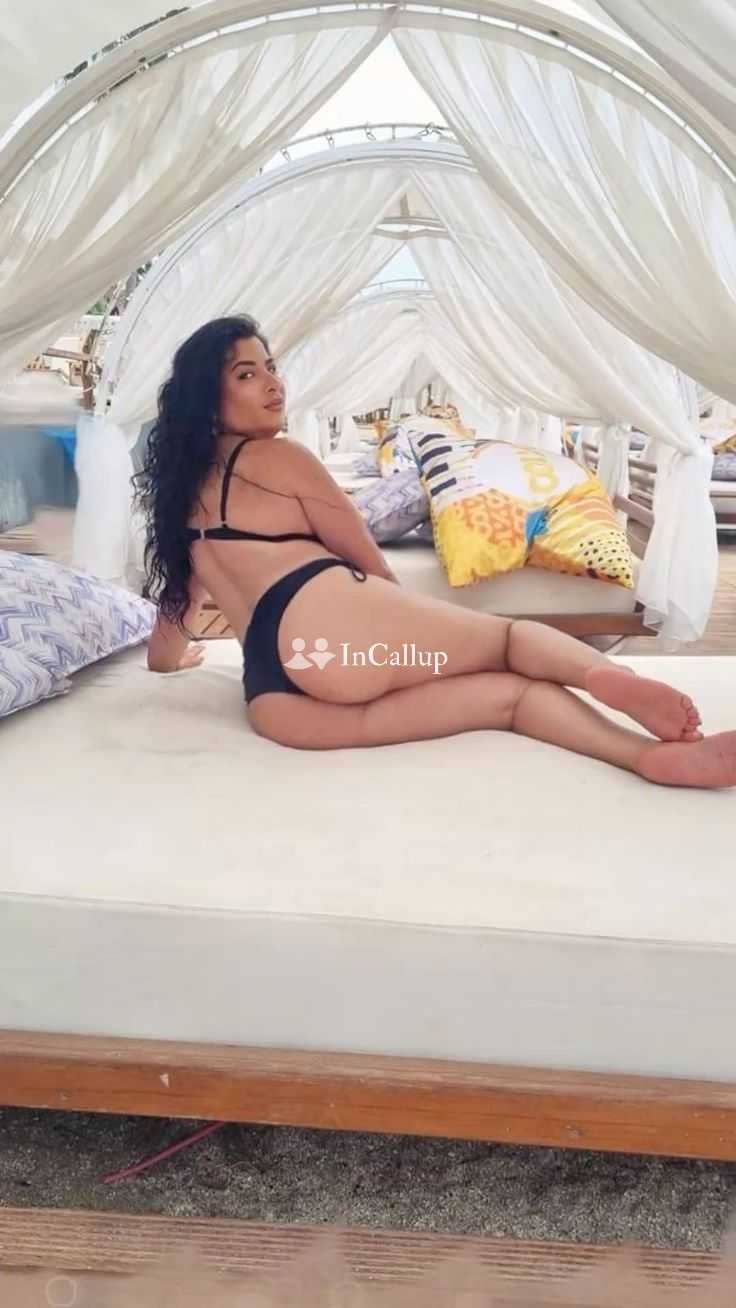 kolkata escort service available for outcall hi i am siya a playful twenty one year old call girls - Call Girls in Kolkata