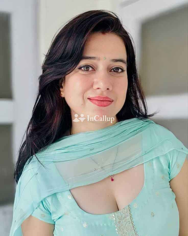 pretty black hair and blue eyes fun available in kolkata fresh pooj singh twenty years old call girls magnetic - Call Girls in Kolkata