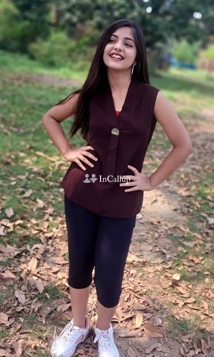 petite with black eyes and black hair escort service in kollam hot girl in kollam - Call Girls in Kollam