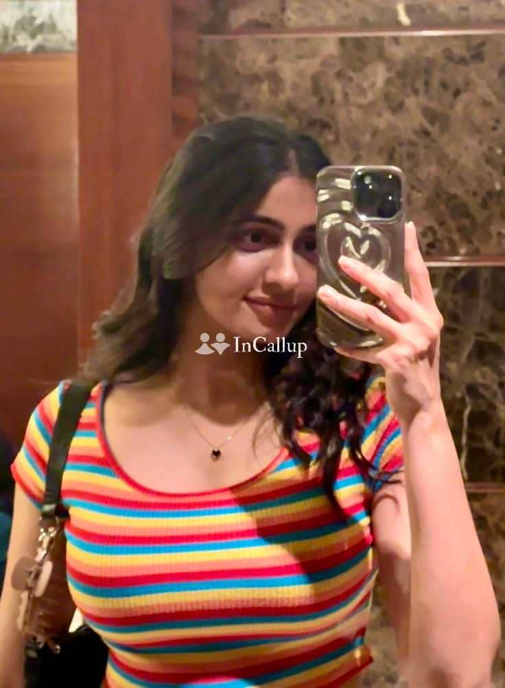 sweet oral anal girlfriend experience french kiss videocall doggy style 69 position standing girl - Call Girls in Kollam