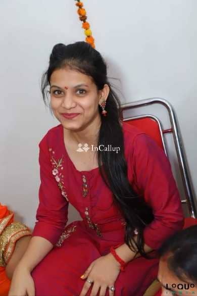 sweet divy sing twenty two years old call girls for your pleasure exclusive having black eyes and black hair - Call Girls in Kota