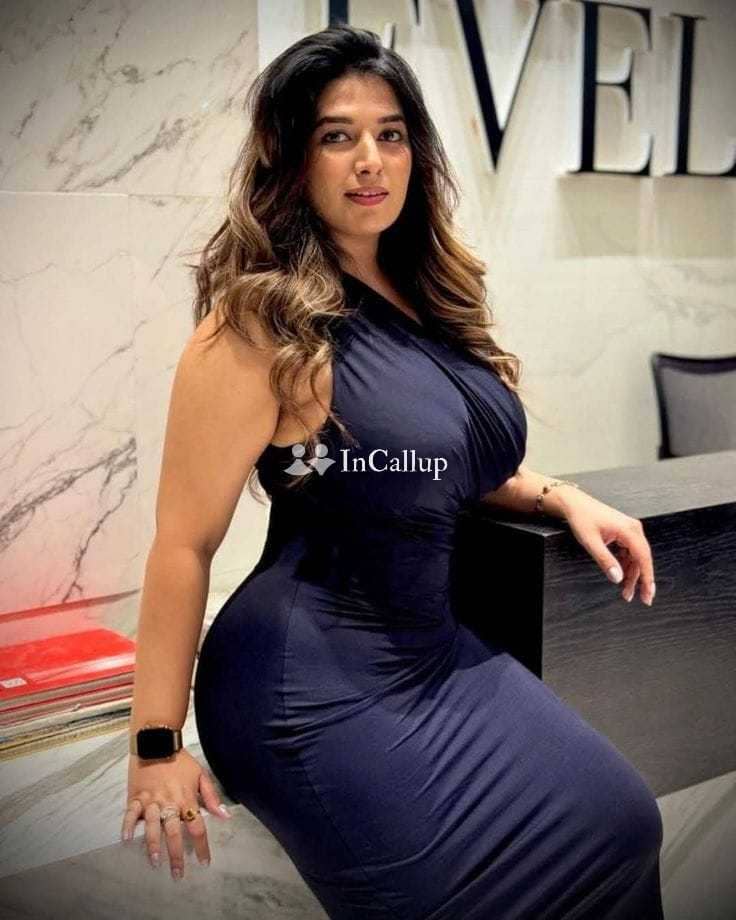 known for being confident glamorous blonde hair and black eyes steamy available now trusted reliable service - Call Girls in Krishnanagar