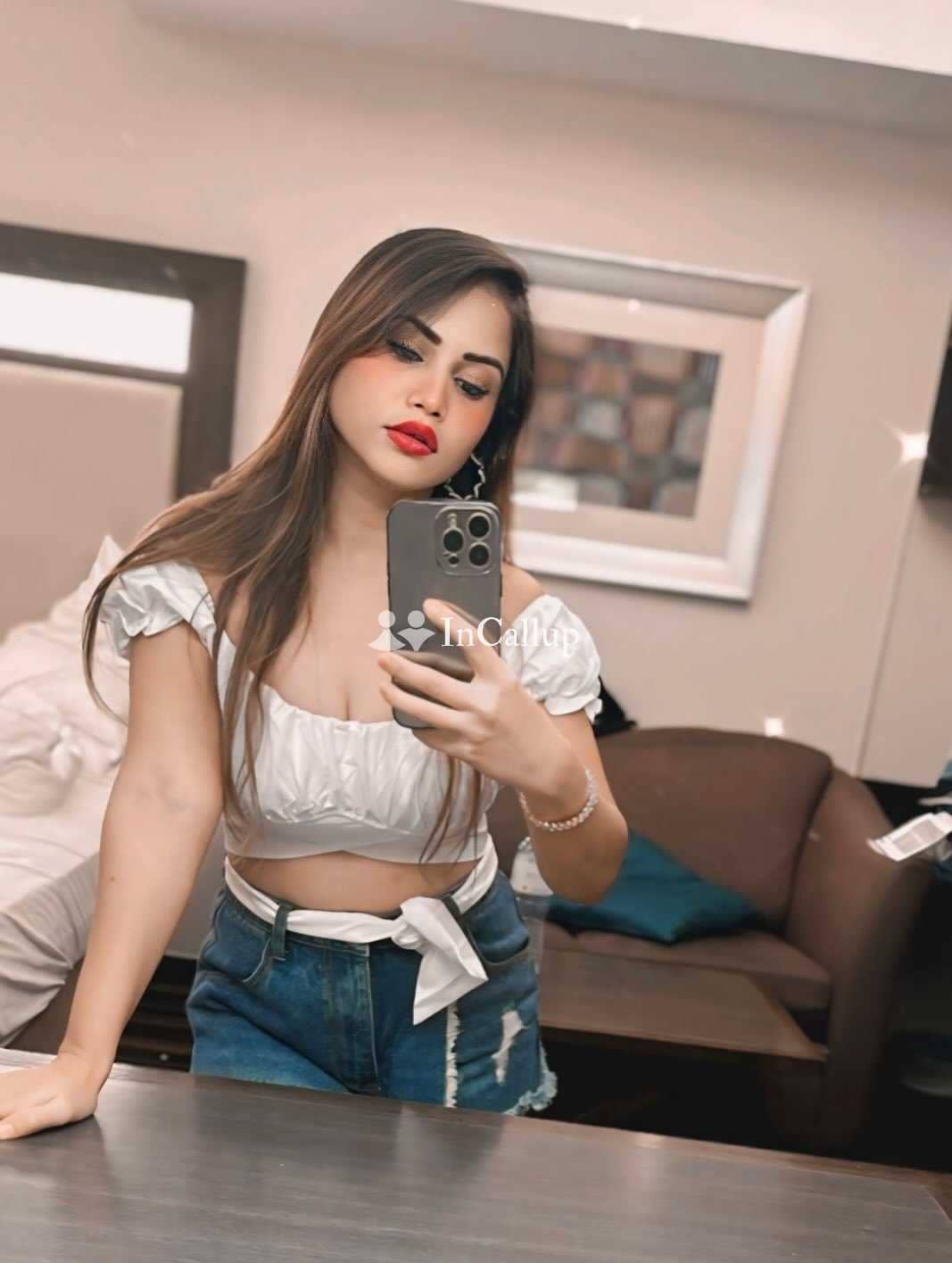 available for outcall long legs and black eyes petite escort in kurnool known for being skilled - Call Girls in Kurnool