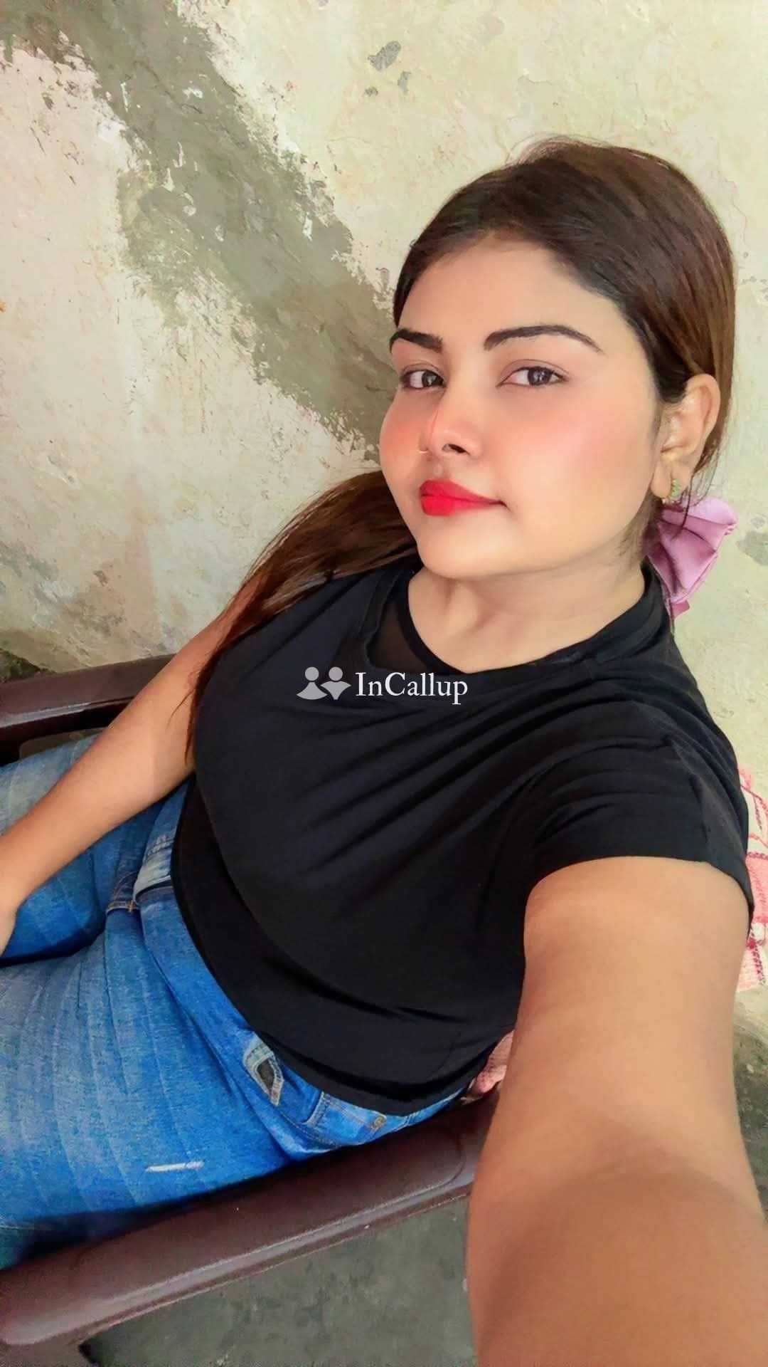 vibrant black hair and black eyes known for being sophisticated gorgeous escort in lalitpur - Call Girls in Lalitpur