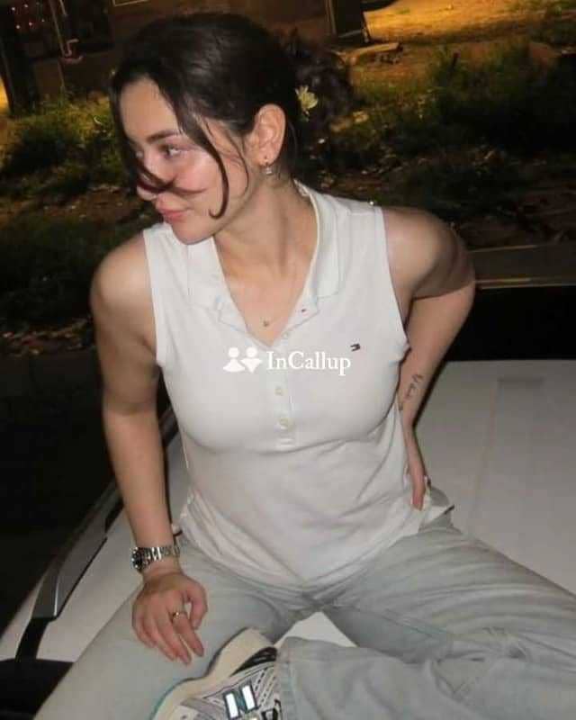 young puja kumari yadav twenty two year old call girls beauty available for business trip service - Call Girls in Latur