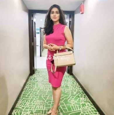 classy low price beautiful twenty one year old call girls woman with black hair and black eyes - Call Girls in Laxmi Nagar