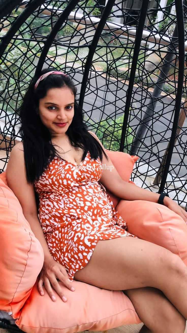 known for being friendly fresh black hair and black eyes available now trusted reliable service - Call Girls in Laxmi Nagar