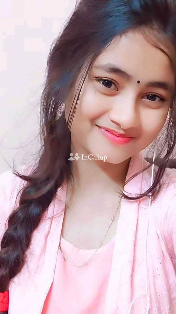 alluring black hair and black eyes from leh known for being hot tempered available for home visits - Call Girls in Leh