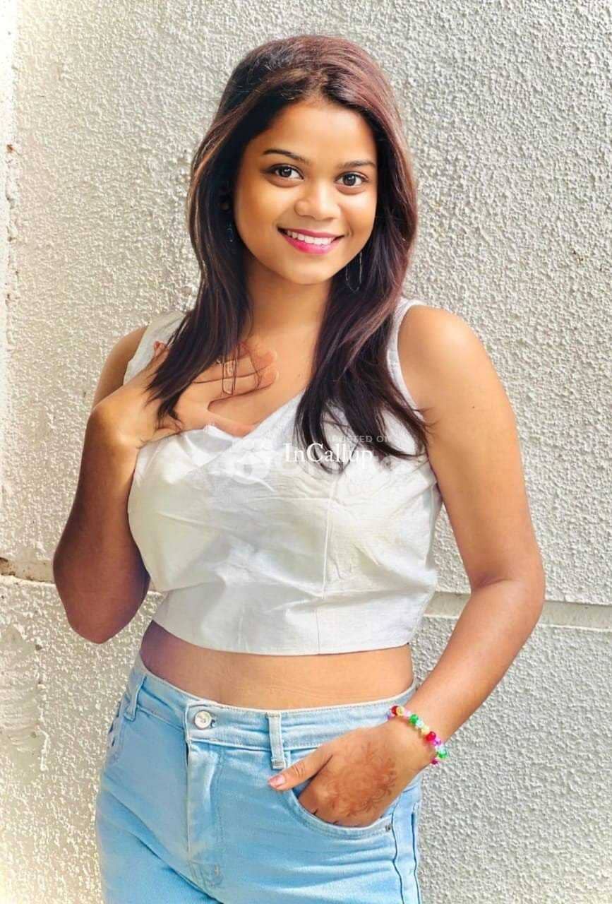 this is supriya call girl an elegant twenty one year old call girls sweet black eyes and black hair - Call Girls in Lucknow