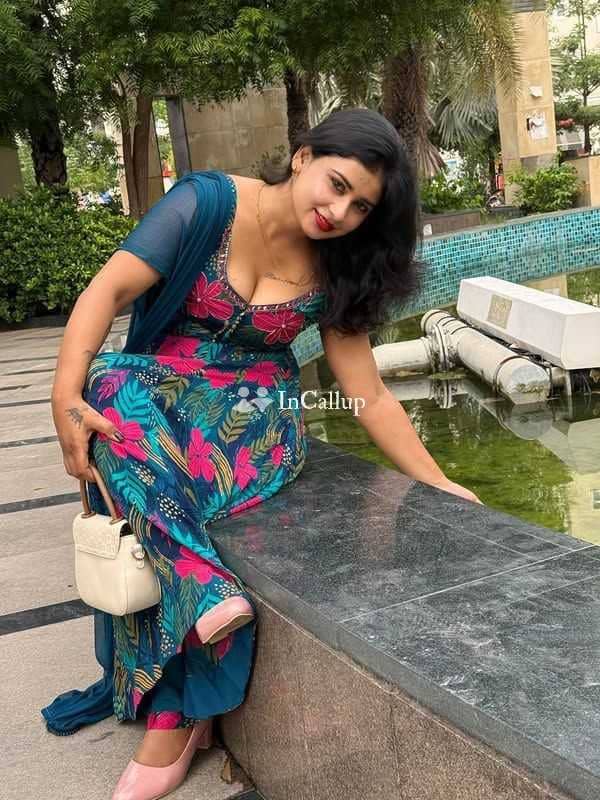 horny anal fun known for being romantic fun available in lucknow fit body with black hair - Call Girls in Lucknow