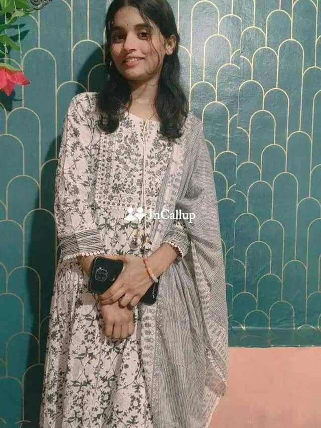 temptress charming sumitra twenty one year old call girls companion available for weekend fun known for being bold - Call Girls in Ludhiana