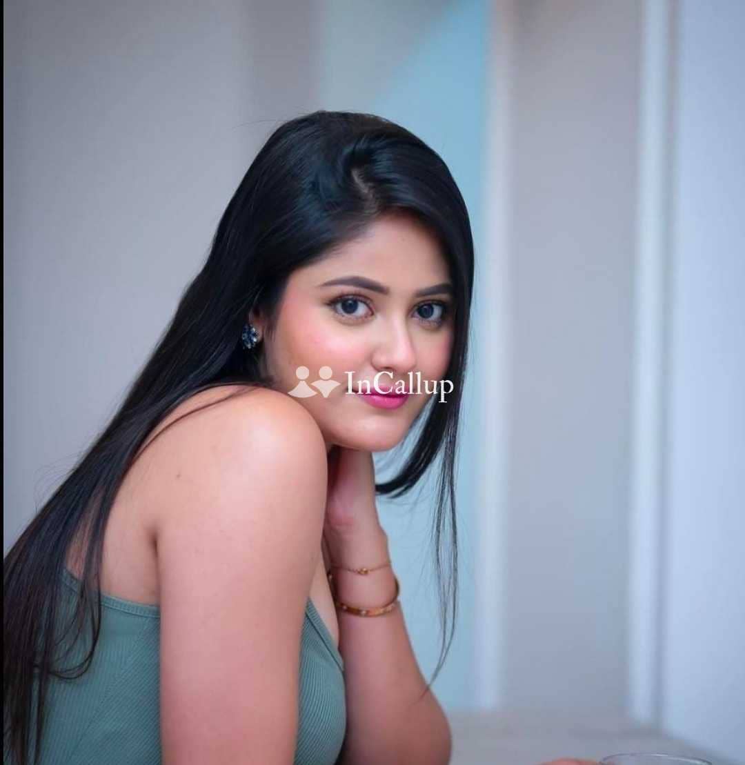 tempting blonde eyes and black hair available now trusted reliable service - Call Girls in Madurai