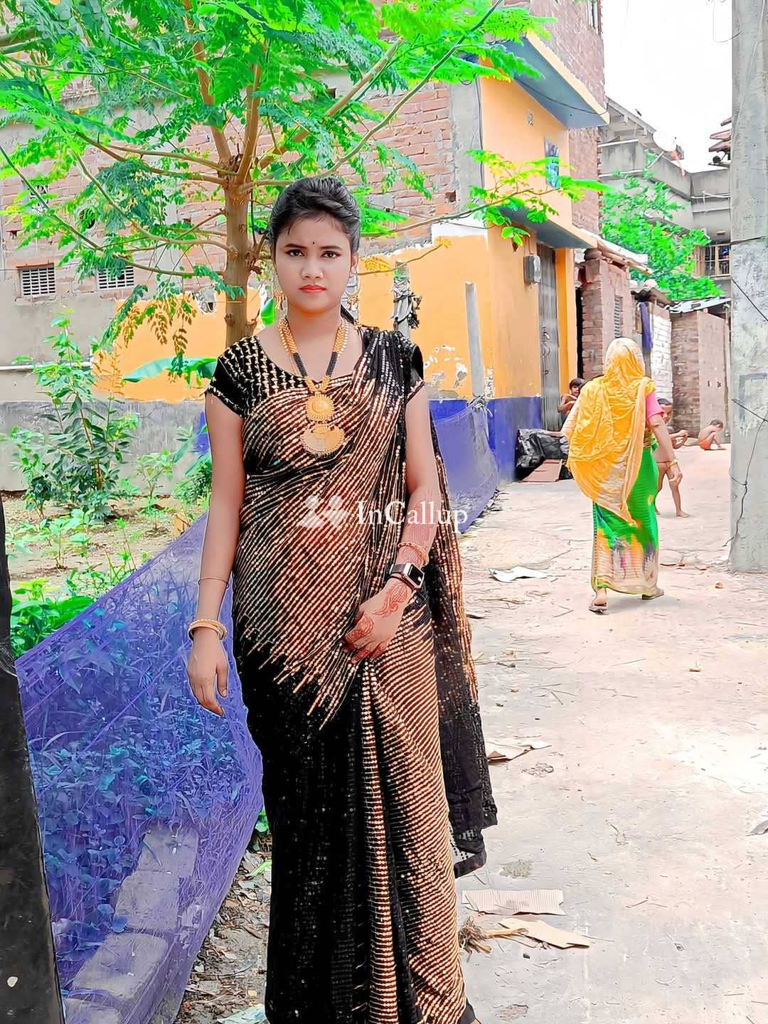 stunning hand cash payment twenty years old call girls playmate with blonde hair and black eyes - Call Girls in Madurai