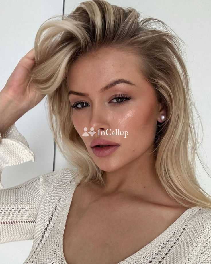 known for being professional i am only cash payment on a twenty five year old call girls pleasurable - Call Girls in Mahabubnagar