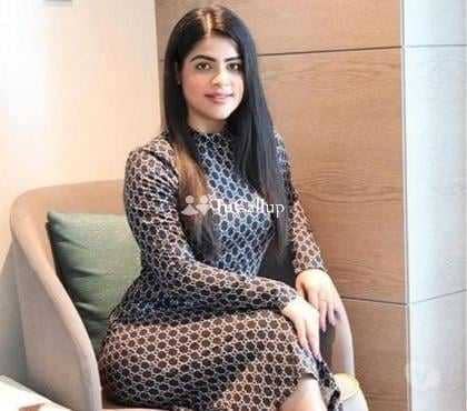 delightful black eyes and brown hair hot available now trusted reliable service - Call Girls in Mahabubnagar