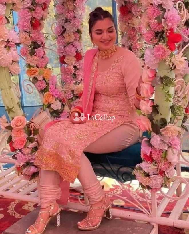 introducing only cash payment a twenty year old call girls ready to please attractive black body and brown eyes - Call Girls in Malda