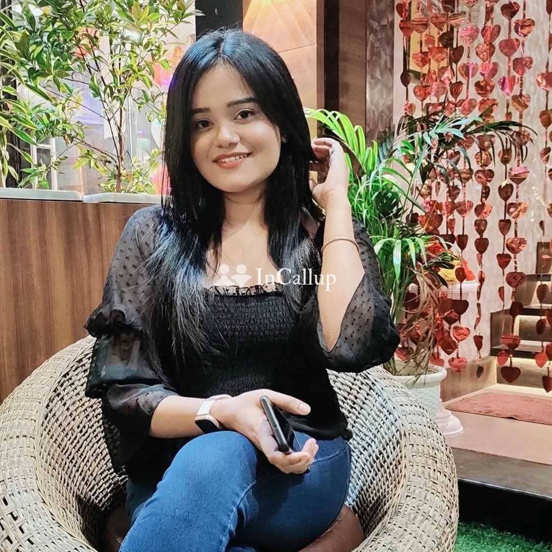 living in mandya known for being warm pleasurable smooth black eyes and black hair - Call Girls in Mandya