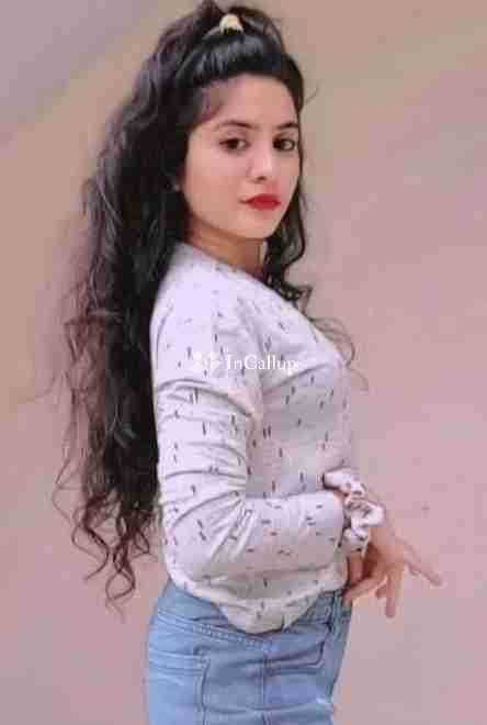 beautiful puja nineteen year old call girls girlfriend type known for being hot tempered - Call Girls in Mandya