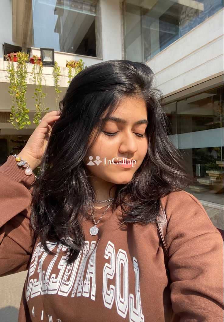 offering girlfriend experience porn actresses body ejaculation erotic massage videocall 69 position - Call Girls in Mapusa