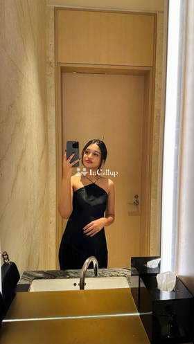 model look with black eyes and black hair available now trusted reliable service - Call Girls in Mathura