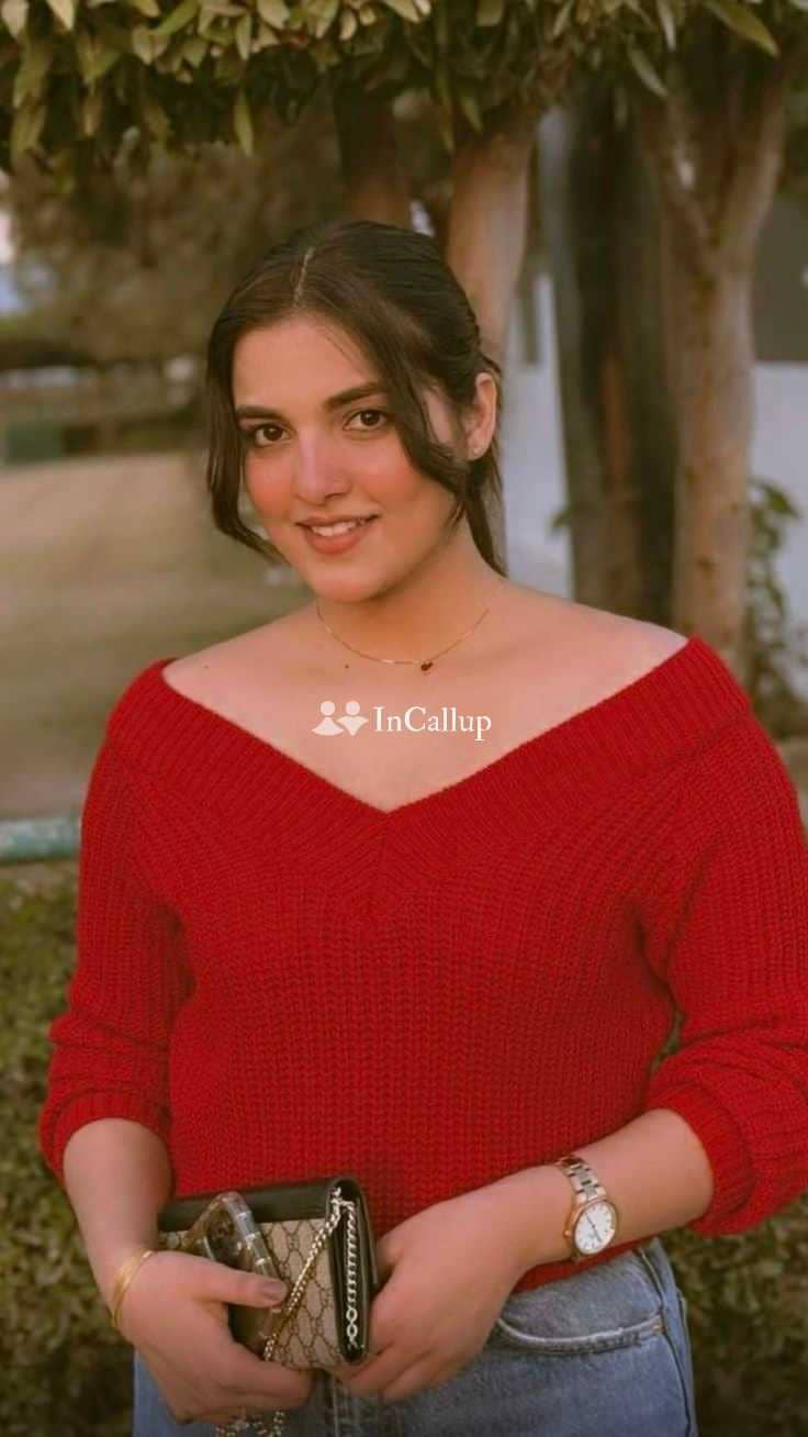 charming black eyes and black hair beautiful riya twenty two year old call girls girlfriend type - Call Girls in Mathura