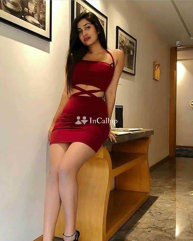 playful date in mau delightful dreamy black eyes and brown hair available for girlfriend experience - Call Girls in Mau