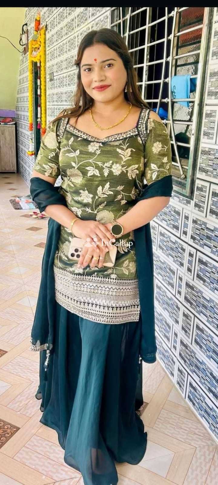 companionship in mau vibrant black hair and black eyes available now trusted reliable service - Call Girls in Mau