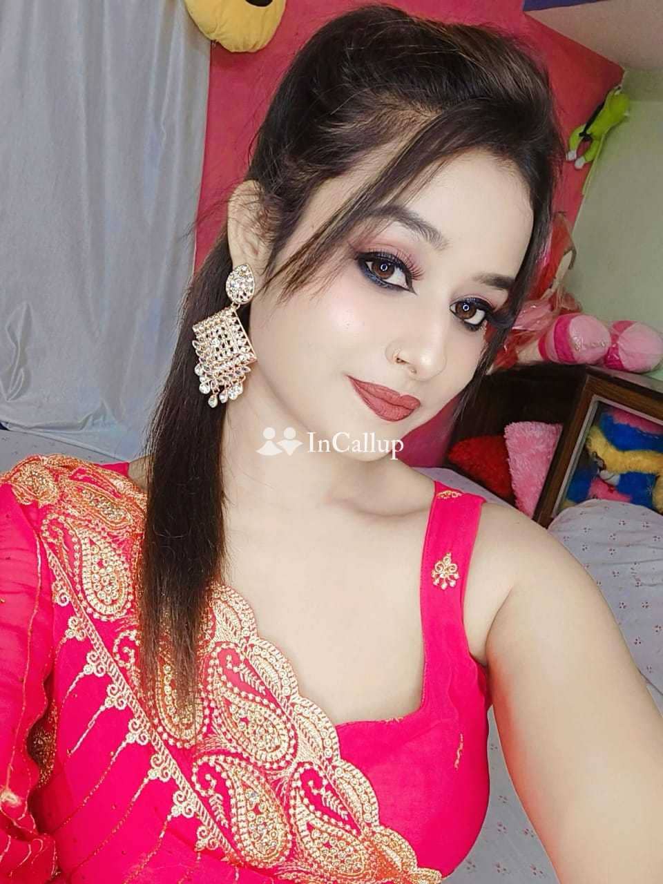 intimate youthful blonde hair and brown eyes known for being elegant available now trusted reliable service - Call Girls in Mau