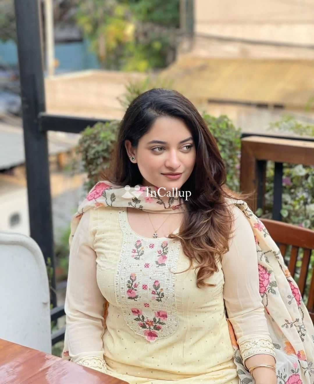 known for being ravishing steamy glamorous black hair and black eyes horny girlfriend experience fun - Call Girls in Mau