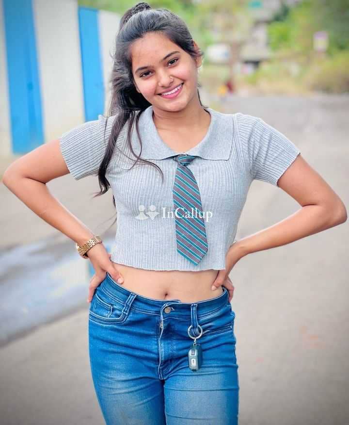 fresh auburn hair and blue eyes known for being warm present in medinipur available for flexible hours - Call Girls in Medinipur