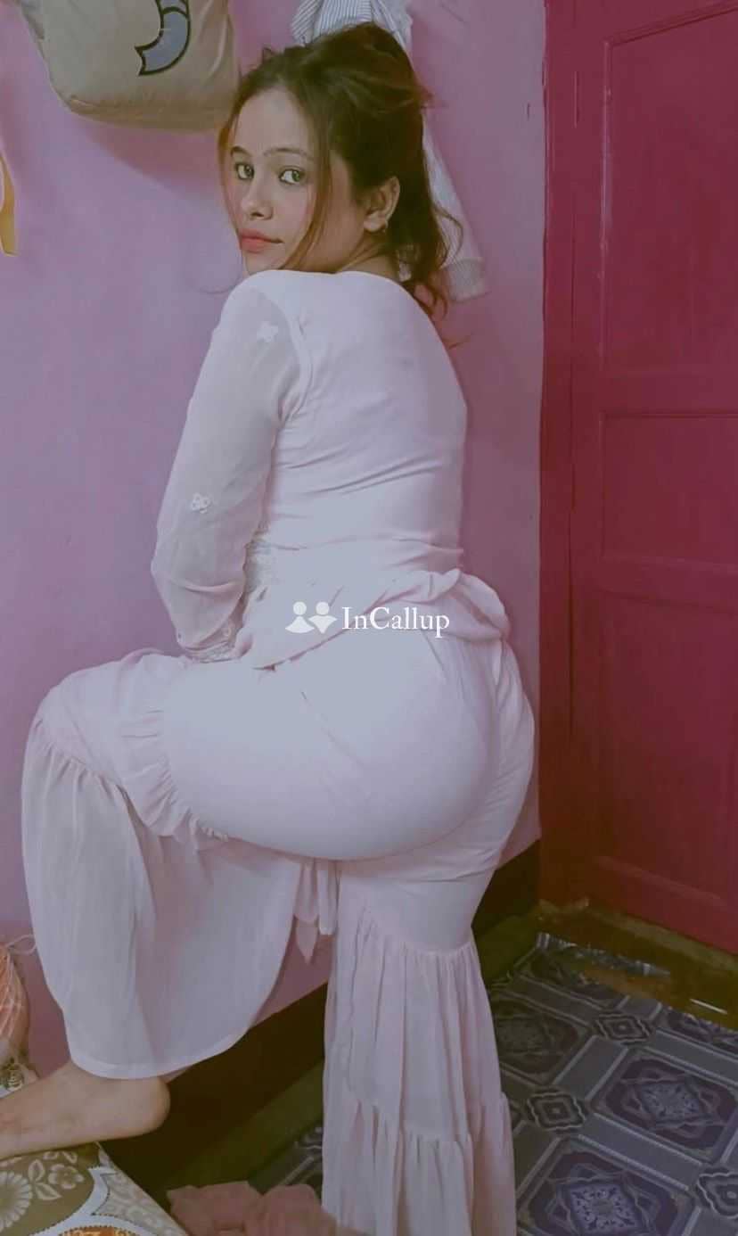 youthful blonde hair and black eyes say hello to monika twenty three year old call girls available now - Call Girls in Medinipur