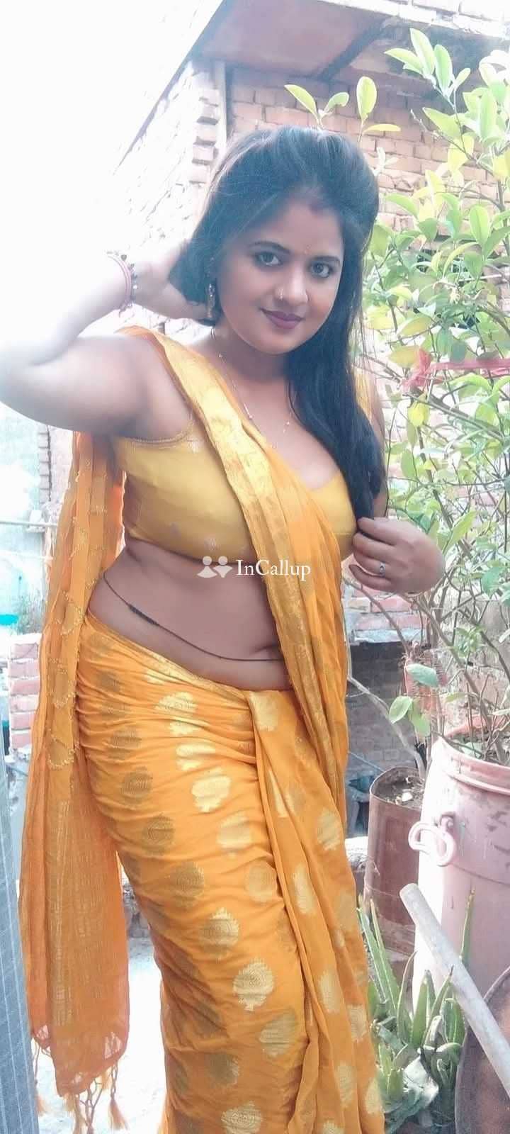 desirable riya patel twenty two year old call girls goddess erotic anal fun known for being dedicated - Call Girls in Meerut