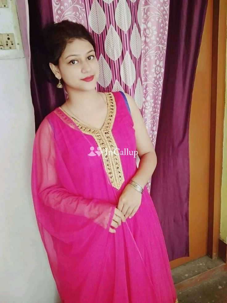 hot black eyes and black hair available now trusted reliable service - Call Girls in Meerut