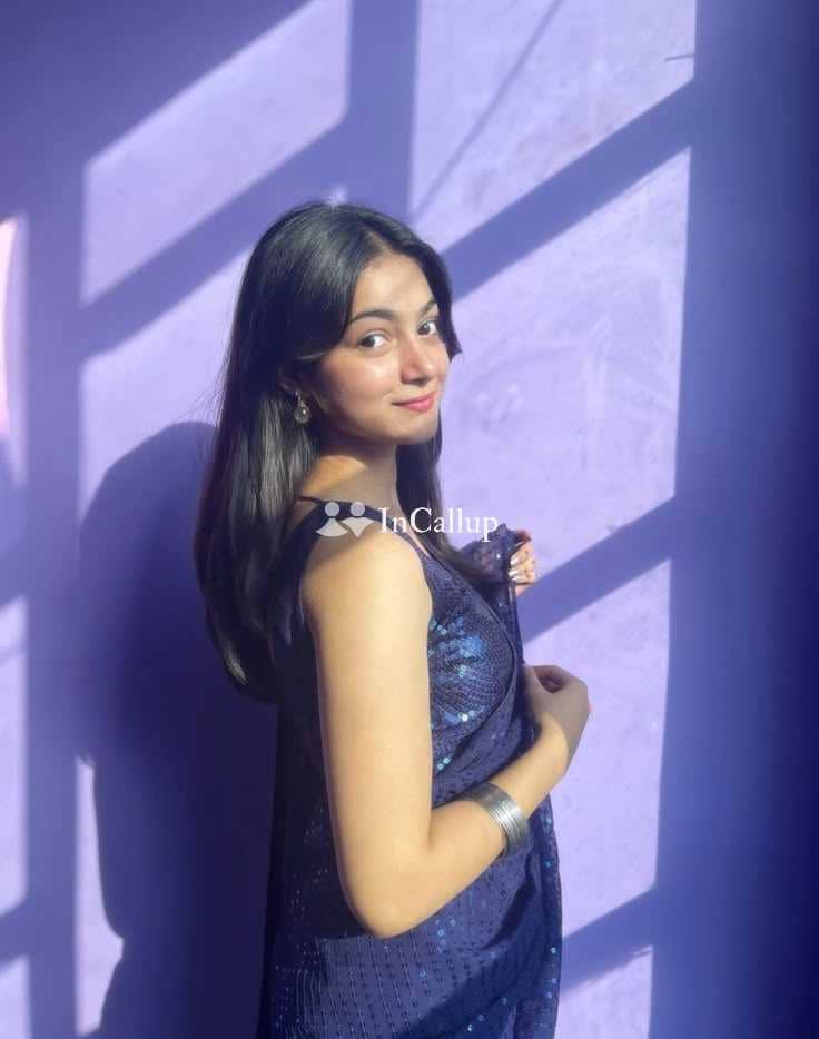 girls from meerut available for day and night service known for being elegant angelic black hair and black eyes - Call Girls in Meerut