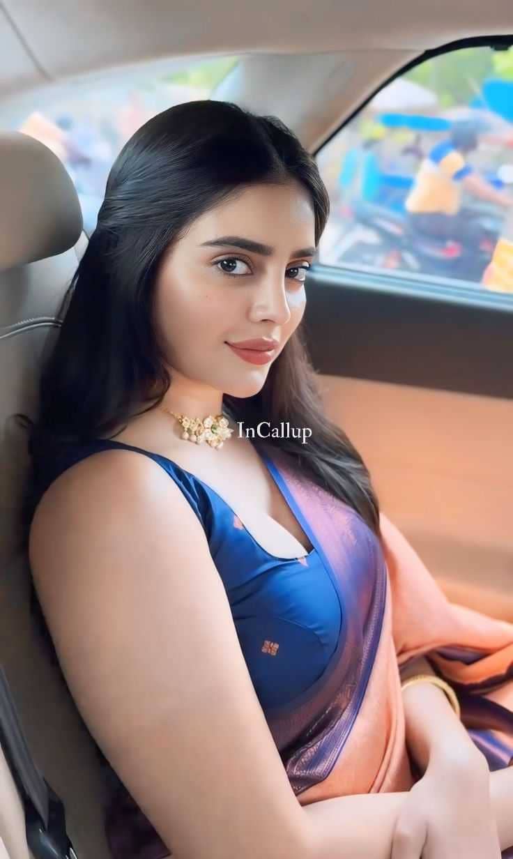 known for being seductive youthful black hair and blue eyes available for outcall - Call Girls in Model Town