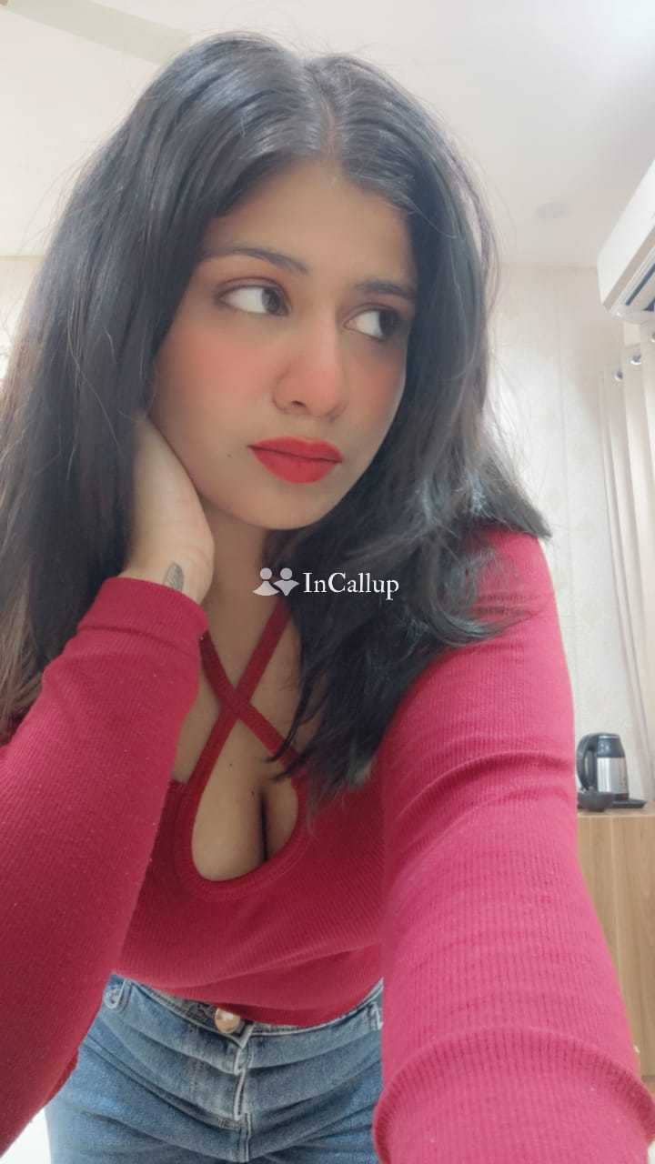 known for being romantic available for incall petite escort in mohali escort service in mohali - Call Girls in Mohali