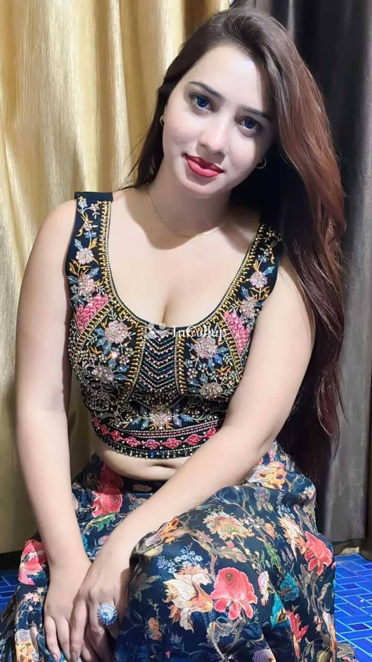 sensual sunita sharma nineteen year old call girls available for private dates with slim body and blonde hair - Call Girls in Moradabad