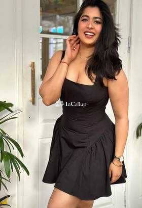 playful brunette body and black hair available now trusted reliable service - Call Girls in Motihari