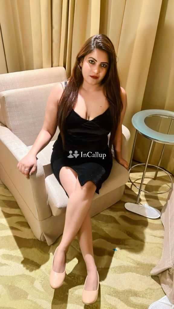 available for advance booking known for being smart private sessions in mumbai magnetic black eyes and brown hair - Call Girls in Mumbai