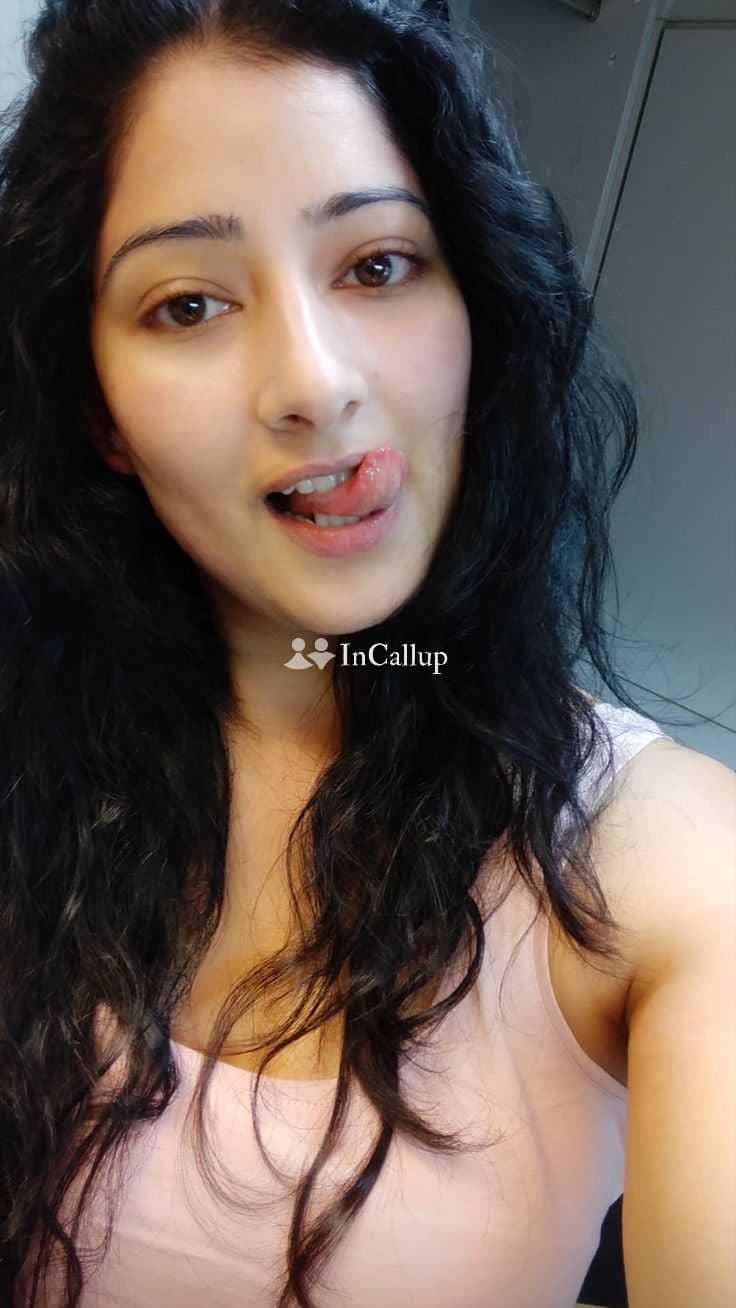 sensual let me introduce escort service sexy twenty one year old call girls available for weekend fun - Call Girls in Mumbai