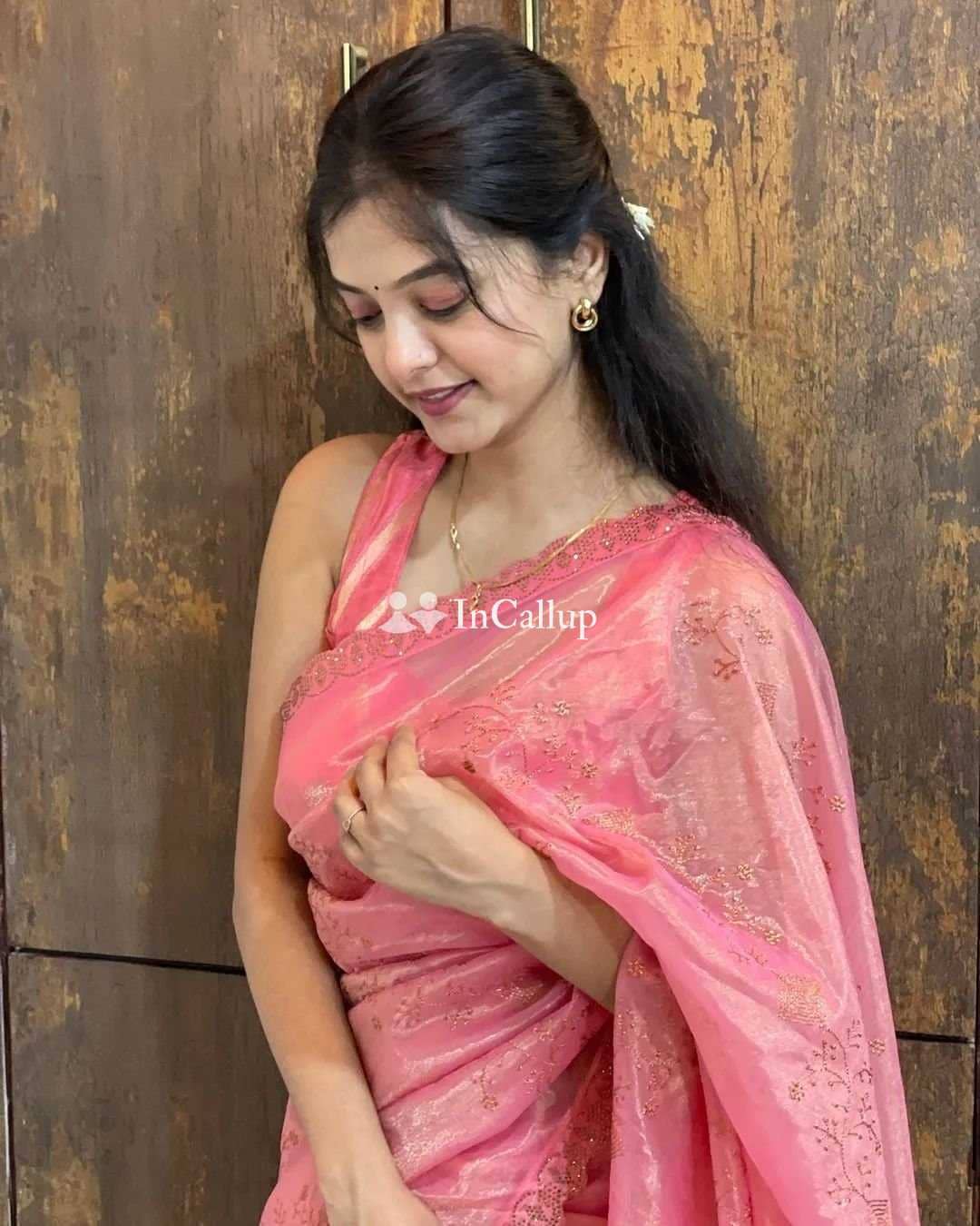 i am neharaj a twenty one year old call girls gorgeous escort in mumbai with curvy figure and black eyes - Call Girls in Mumbai