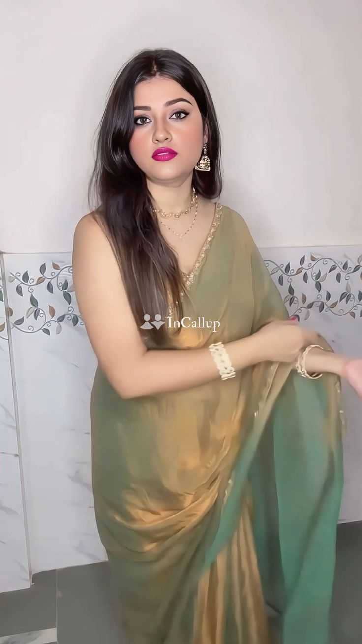 having black eyes and brown hair delightful escort service in mumbai available for short notice available - Call Girls in Mumbai