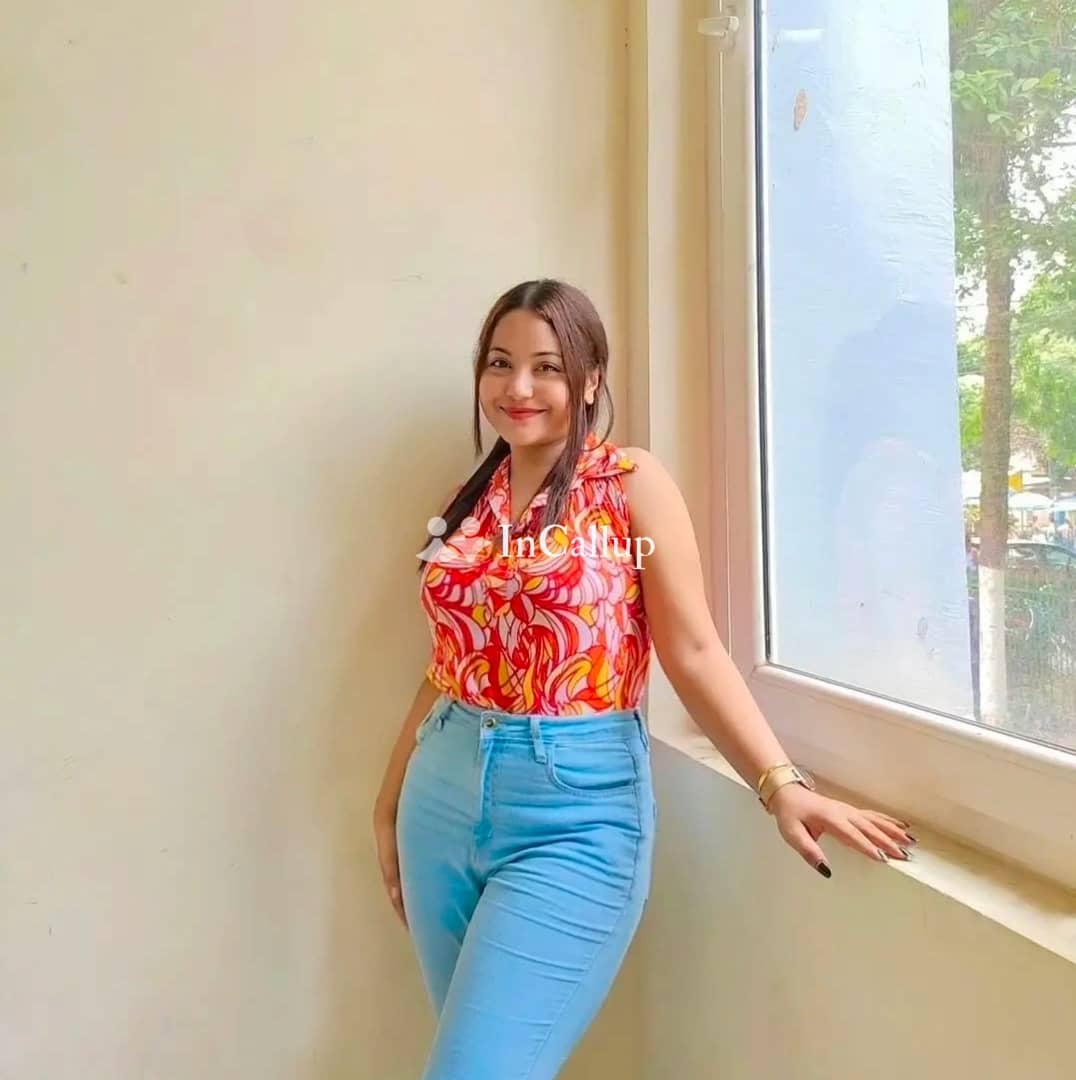 available in mumbai known for being polite hot black eyes and black hair available now trusted reliable service - Call Girls in Mumbai