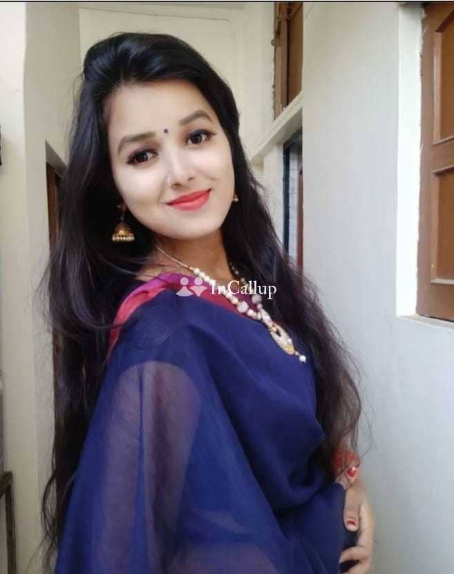 delightful black eyes and black hair available for weekend fun ready in mumbai known for being friendly - Call Girls in Mumbai