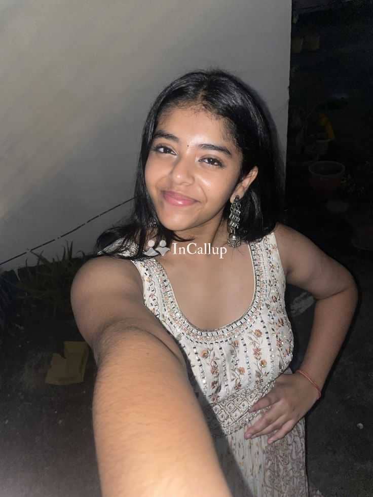 irresistible sweet nisha kumari twenty one years old call girls for your pleasure sexy girl from nadia - Call Girls in Nadia