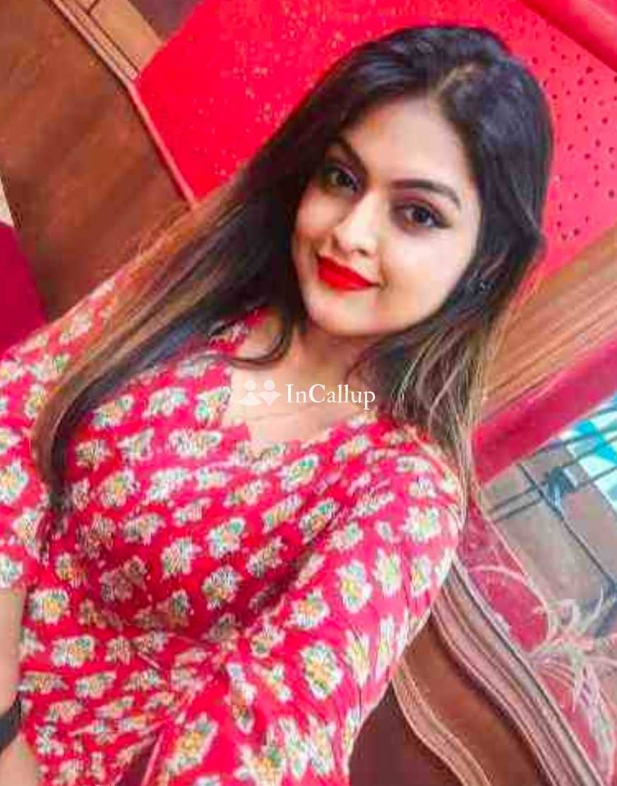 irresistible available for available 24x7 fresh black hair and black eyes petite escort in nadia - Call Girls in Nadia