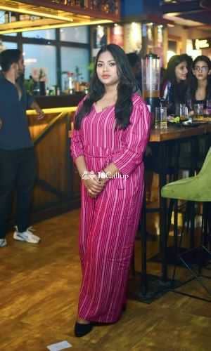 desirable black tall weighing black available now trusted reliable service - Call Girls in Nadiad