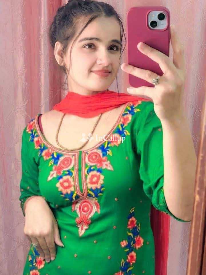 delightful black eyes and black hair premium babe from nadiad known for being flirty - Call Girls in Nadiad