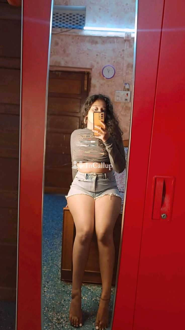 living in nagercoil petite known for being rare available for party companion available now trusted reliable service - Call Girls in Nagercoil